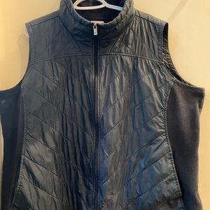 Columbia plus size black vest!